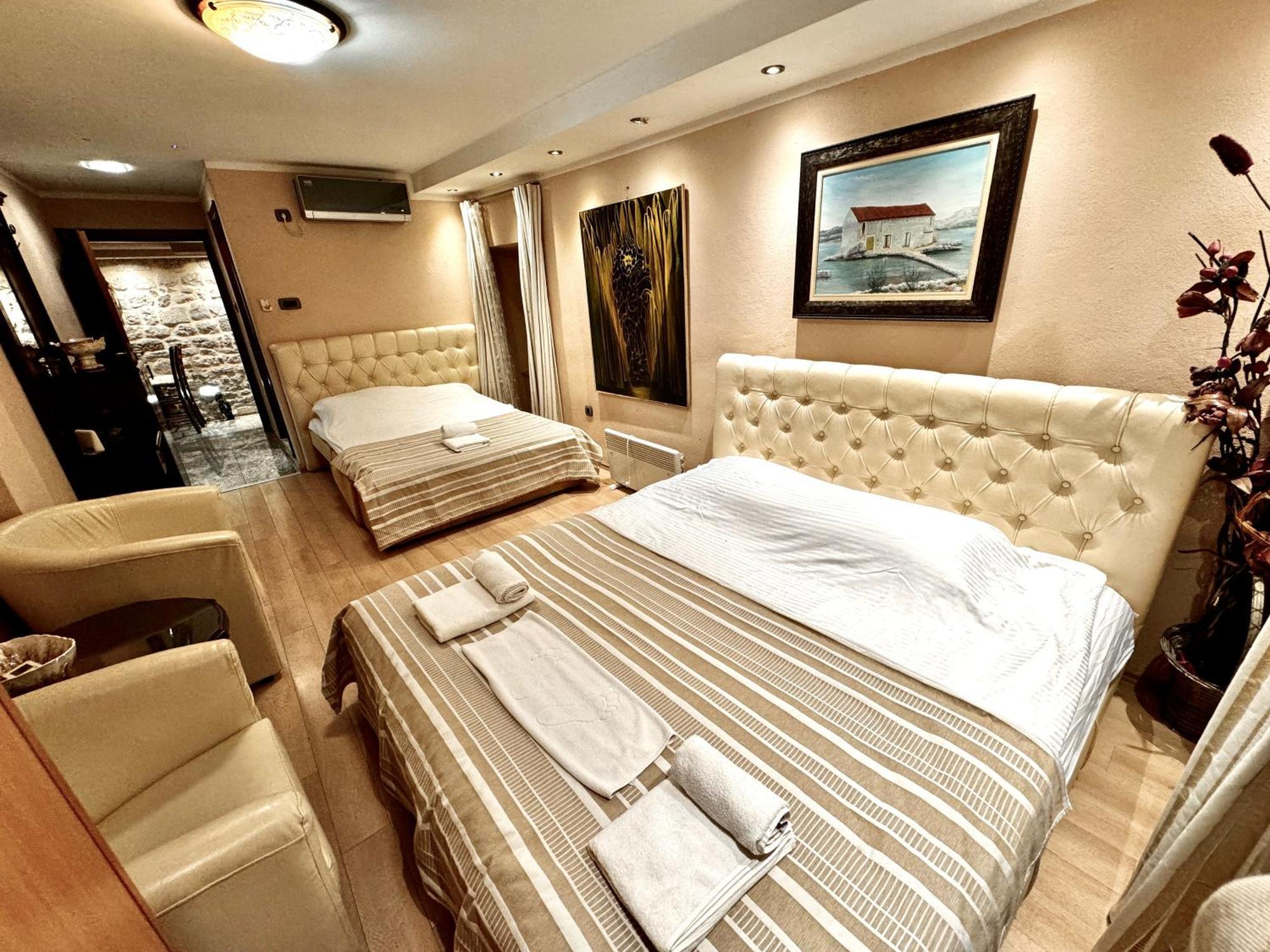 Novi Svet Apartment Kotor Ngoại thất bức ảnh
