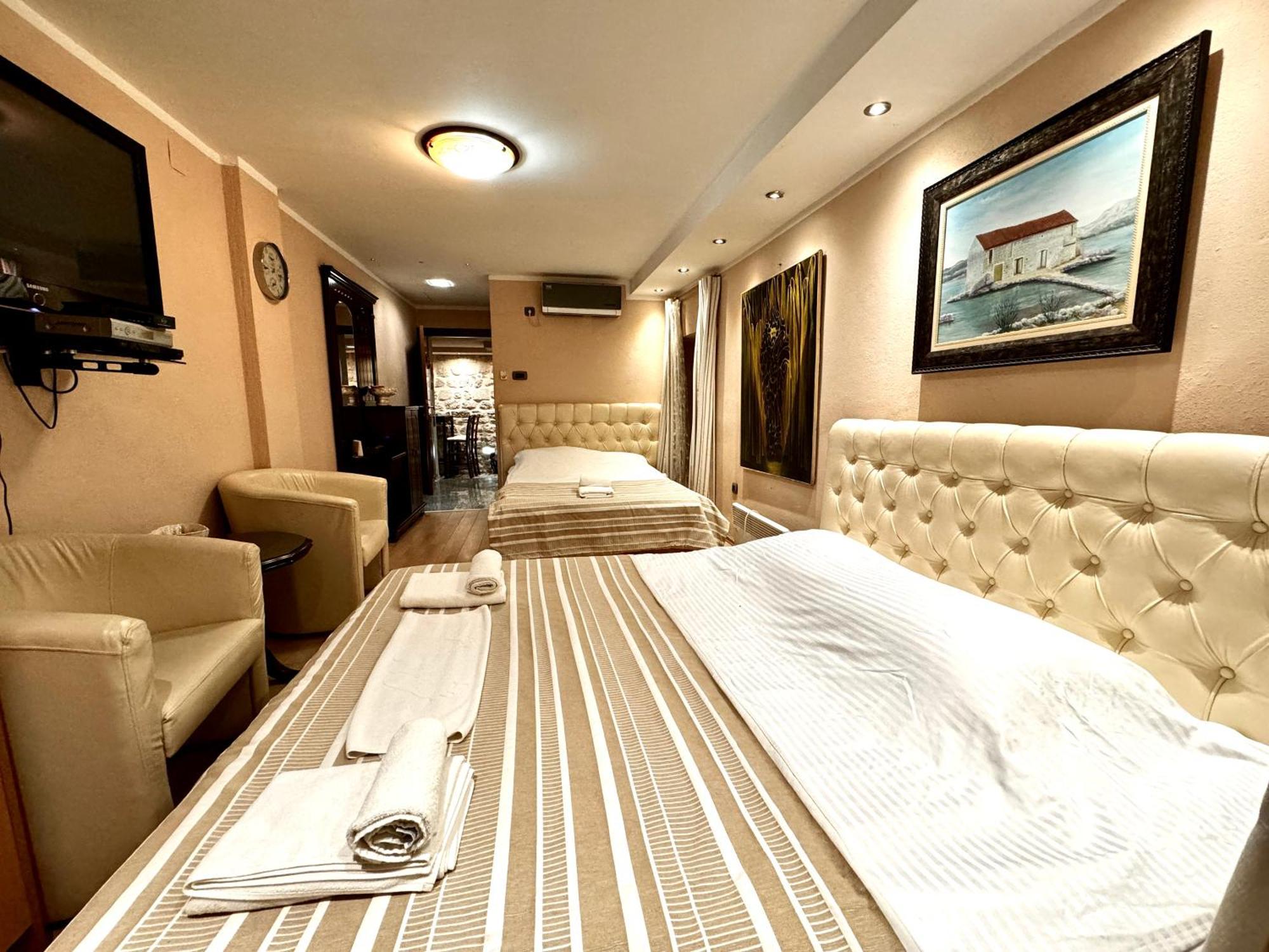 Novi Svet Apartment Kotor Ngoại thất bức ảnh