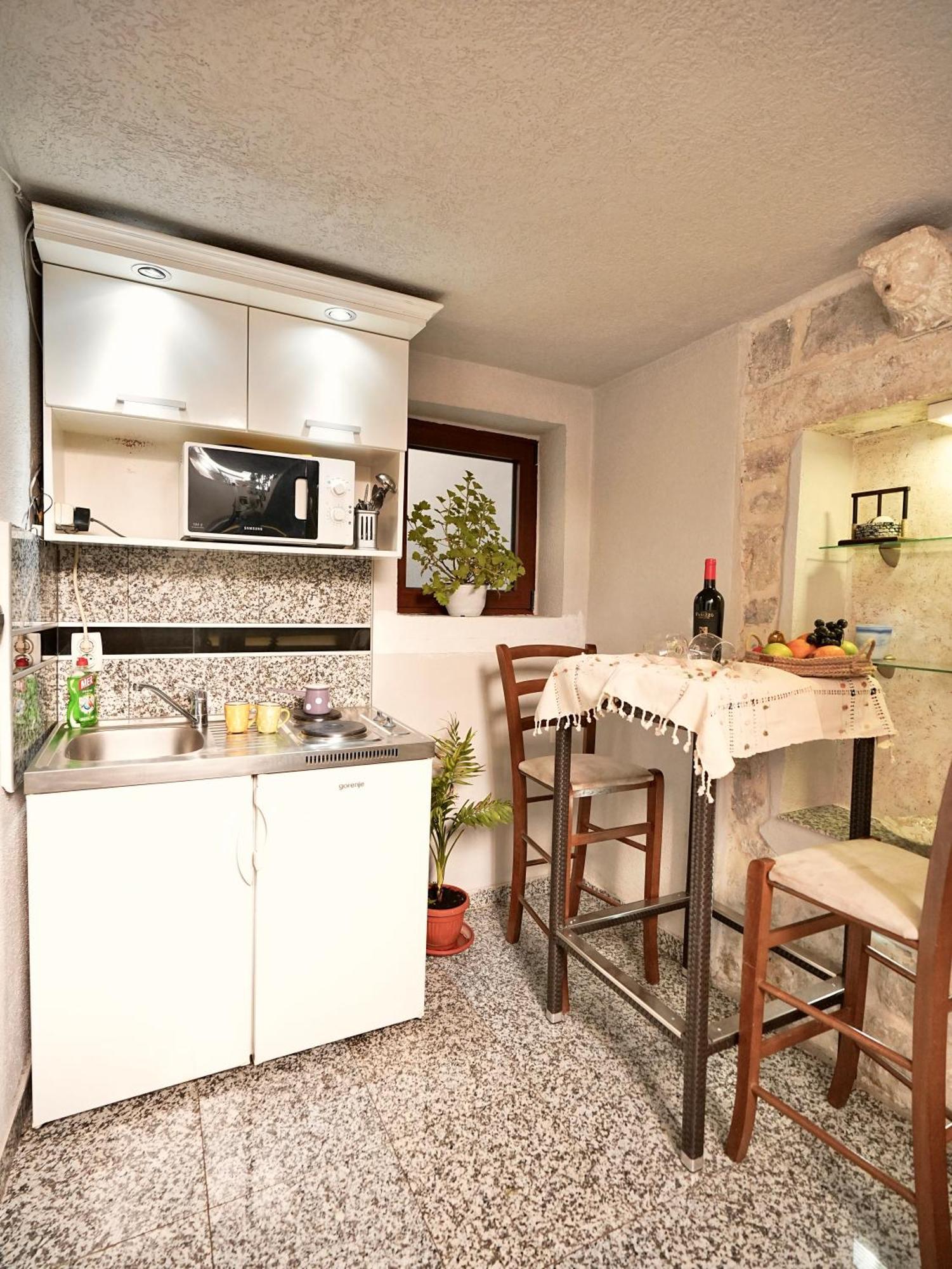 Novi Svet Apartment Kotor Ngoại thất bức ảnh