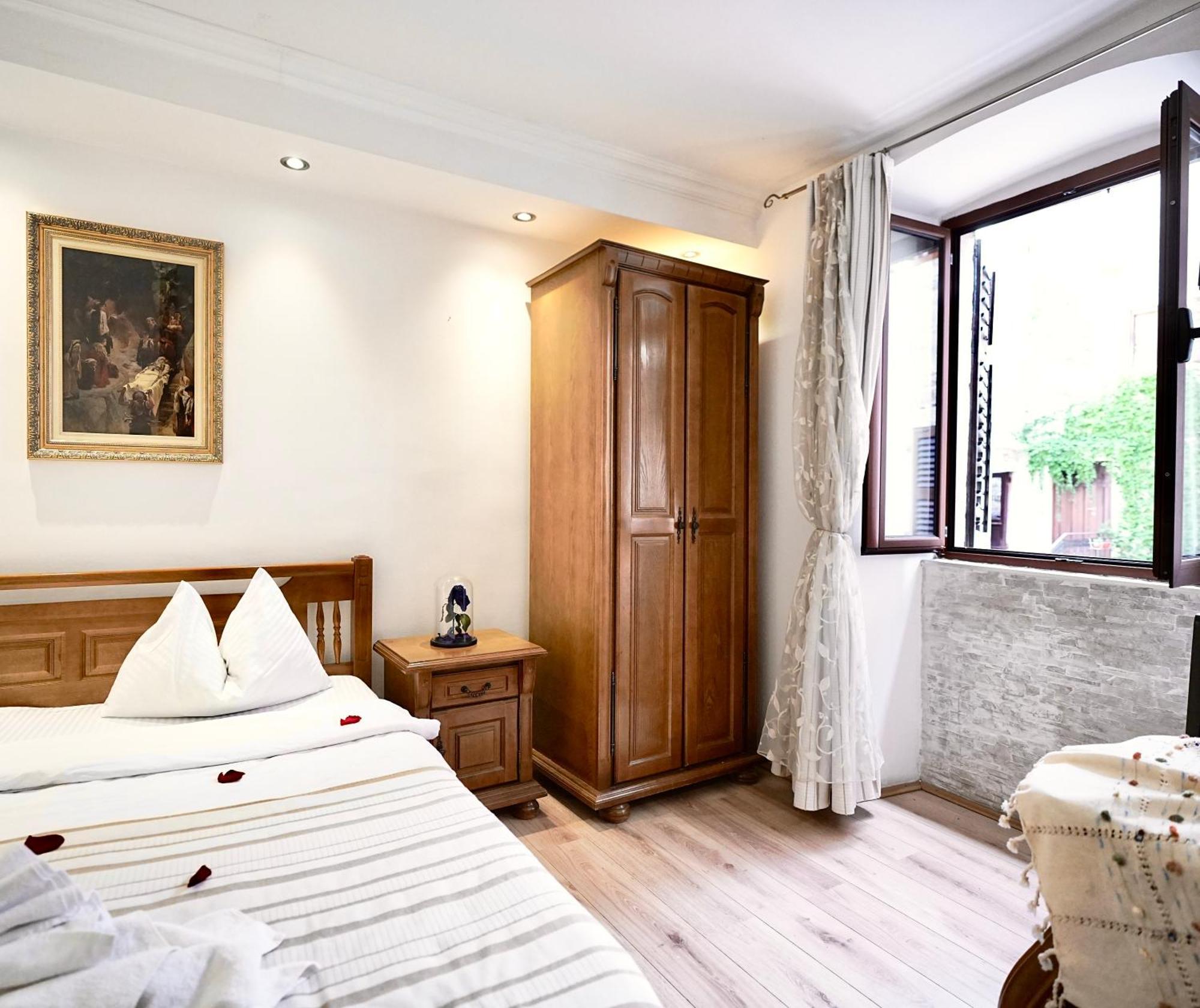 Novi Svet Apartment Kotor Ngoại thất bức ảnh