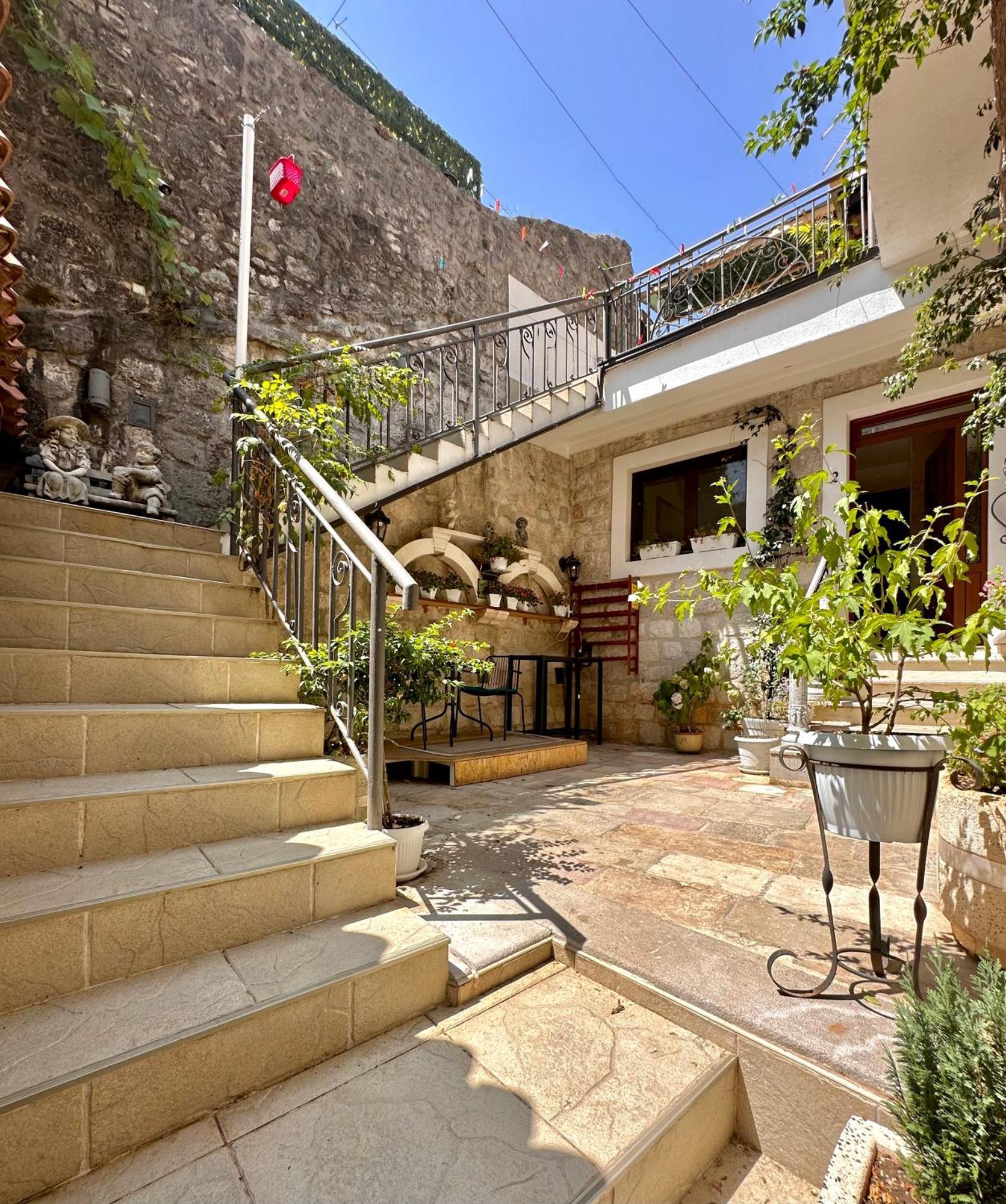 Novi Svet Apartment Kotor Ngoại thất bức ảnh